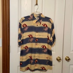 Men’s multicolored sporty shirt. Resort wear.